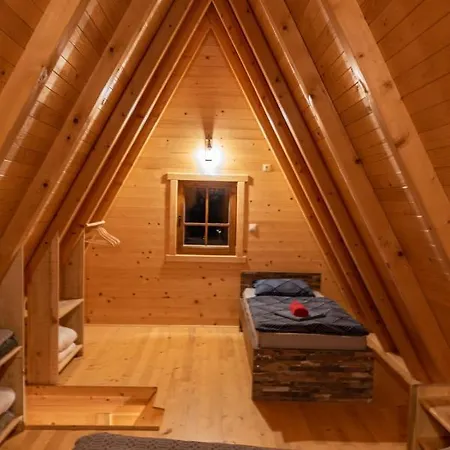 Holiday home Ranc Crna Stina